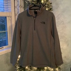 The North Face- men’s fleece
